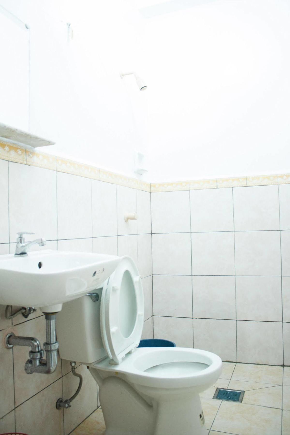 Gv Hotel - Borongan Екстериор снимка