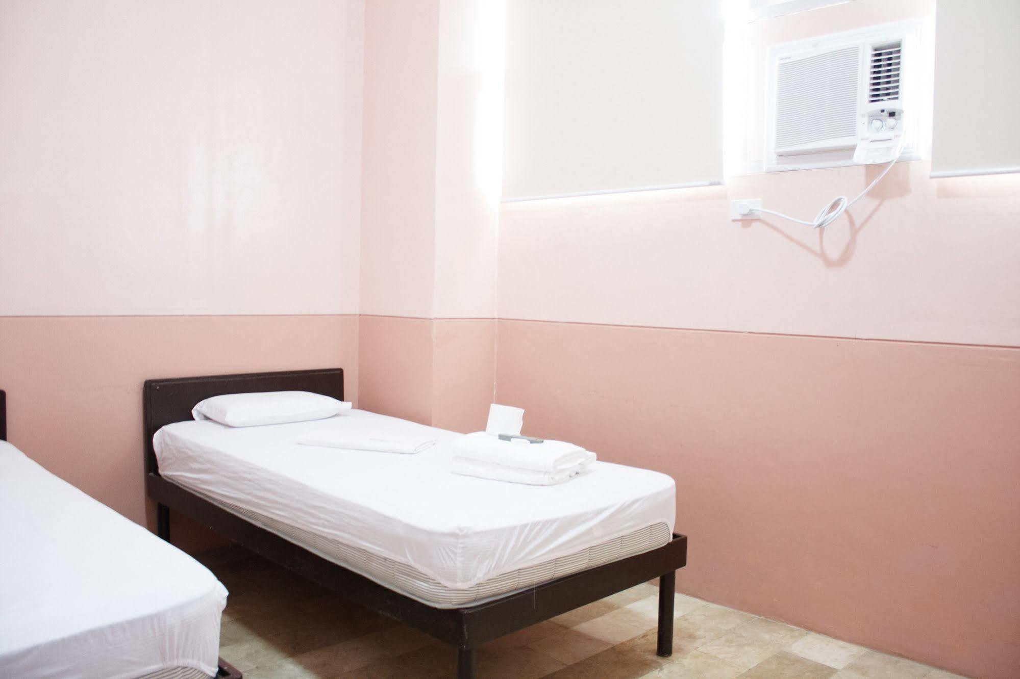 Gv Hotel - Borongan Екстериор снимка