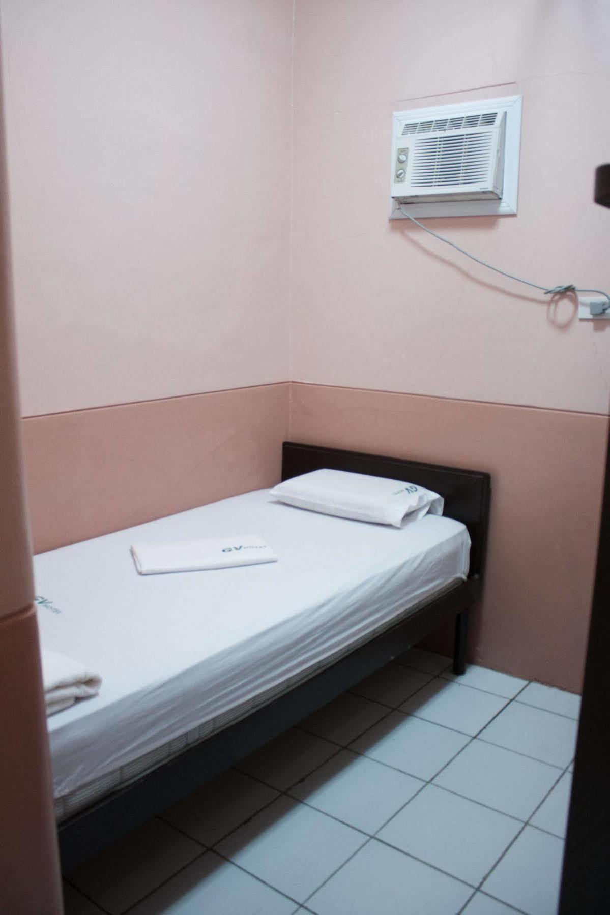 Gv Hotel - Borongan Екстериор снимка